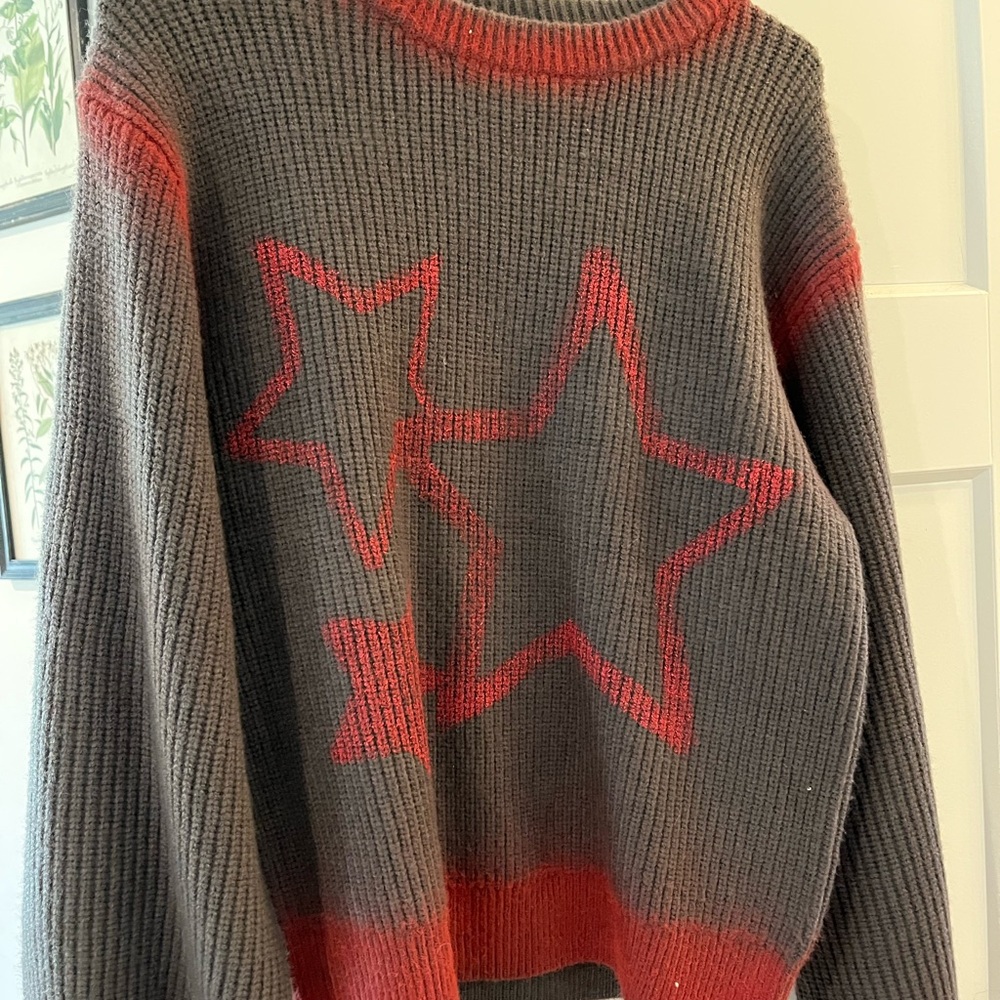 POL Gray Knit Crewneck Sweater with Red Star Motif